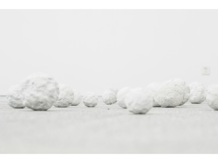 曽根裕　Snowballs　2017