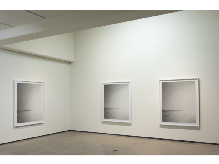 Luisa Lambri　Untitled (Centro Galego de Arte Contemporanea, #15/#16/#17)　2008