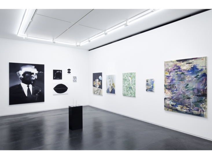 タカ・イシイギャラリー開廊25周年記念グループ展: Survived! 展示風景