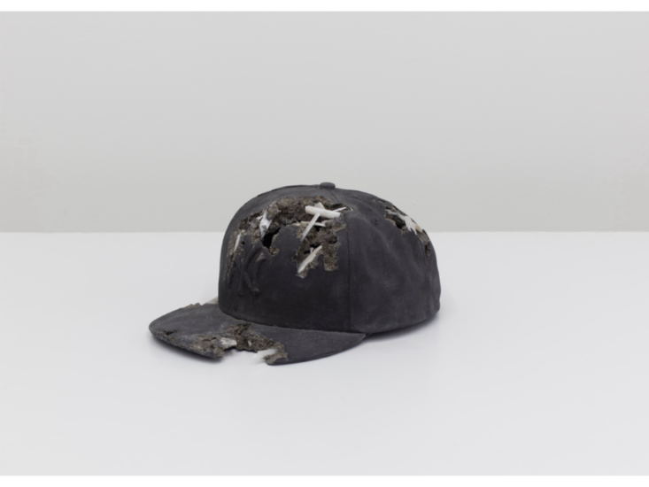 Daniel Arsham　Volcanic Ash and Selenite Yankees Hat　2018