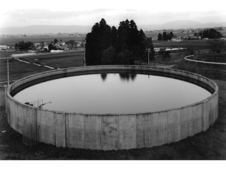 山本糾 《光・水・電気 27》　2011