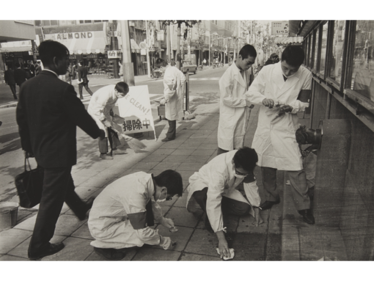 平田実　"BE CLEAN! 首都圏清掃整理促進運動 ハイレッド・センター"　1964