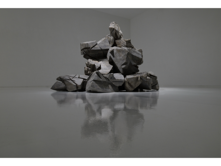 戸谷成雄　視線体−積　2021