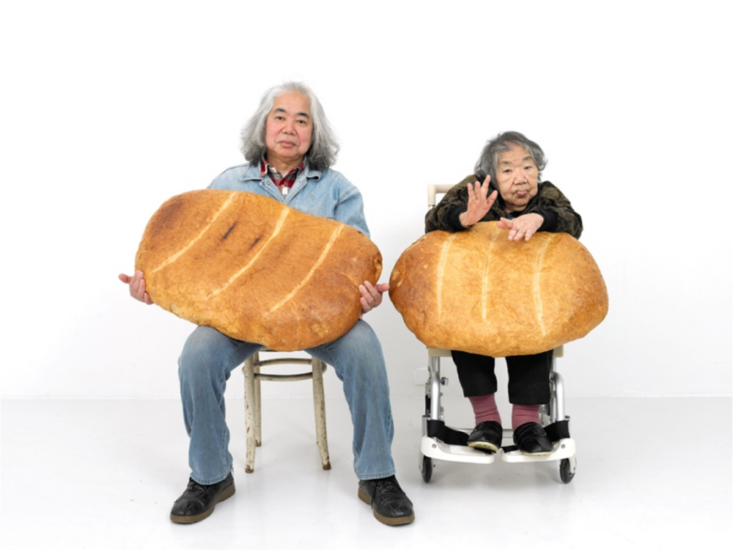 折元立身　ART-MAMA+SON WITH BIG BREAD　2012