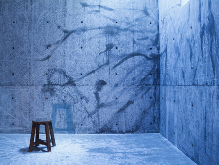 石田尚志　燃える椅子　2013