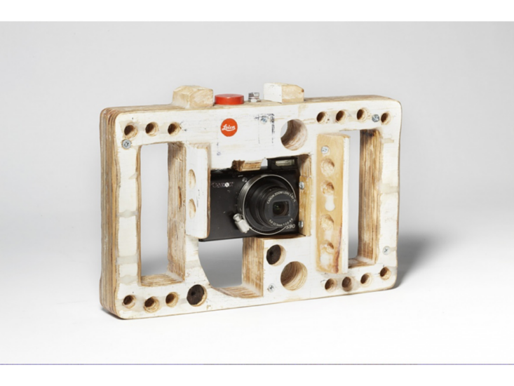 Tom Sachs　E.V.A. Camera