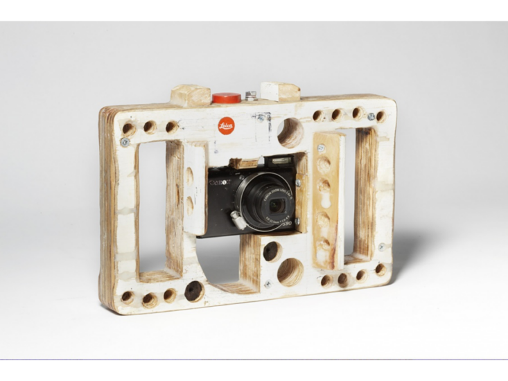 Tom Sachs　E.V.A. Camera