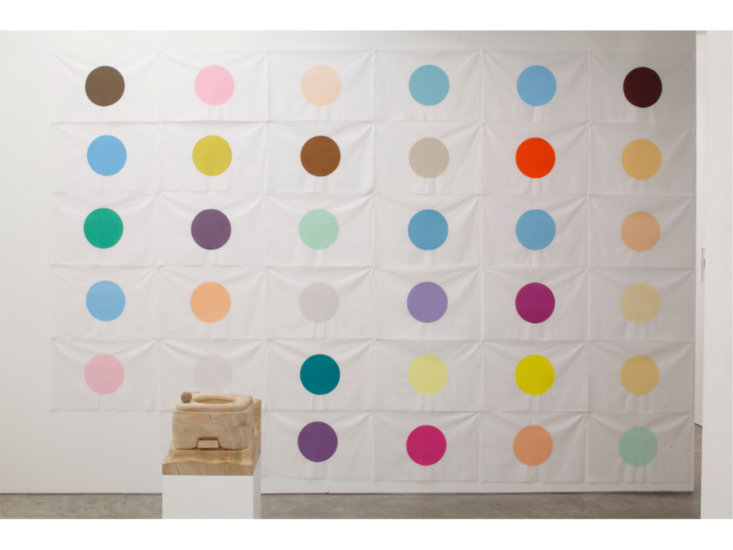 Ryan Gander　One Hundred and One Alternatives to Red　2012